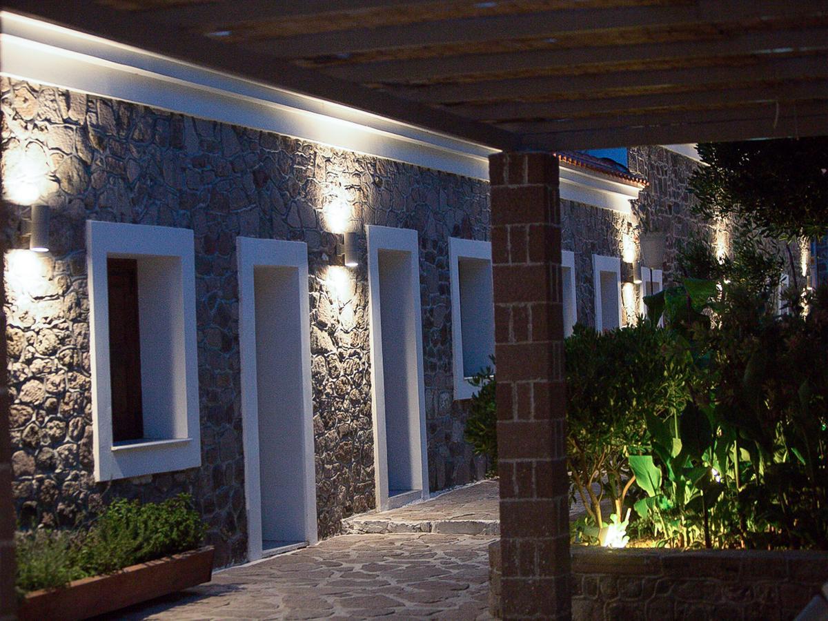 Olive Press Hotel & Apartments Mithimna Ngoại thất bức ảnh
